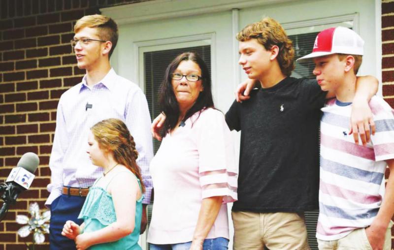 Bryston, 18, Camden, 16, Kovan, 13, and Jaylee, 8 and their grandmother Judy Ferguson were all blessed on Thurs., May 21, as they were given keys to a fully-furnished three-bedroom, two-bath brick home in Groesbeck. Contributed photo. Reunited and it feels so good