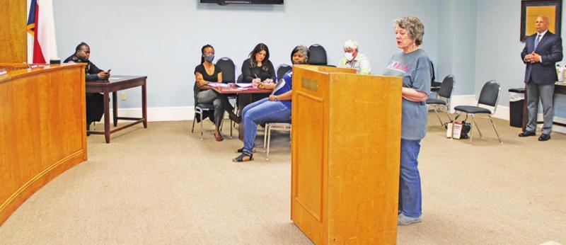 Joan McEntyre, President of the Groesbeck Chamber of Commerce requested additional funds from the Council at their meeting on March 16, so that drone footage and promotional videos of the Heritage Festival can be afforded to showcase Groesbeck’s history Groesbeck Council Approves Audit Report, Hears about Heritage Festival Plans