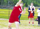 Groesbeck qualifies 5 for area track meet