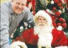Farmers State Bank hosted pictures with Santa to reign in the holiday