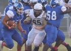 Hubbard squeaks past Bulldogs in district opener, 22-20